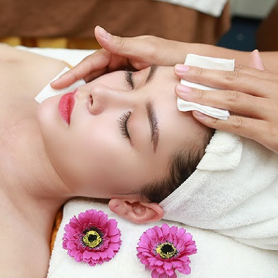 COMBO DƯỠNG DA MẶT VÀ CỔ - 5 BƯỚC 120K 